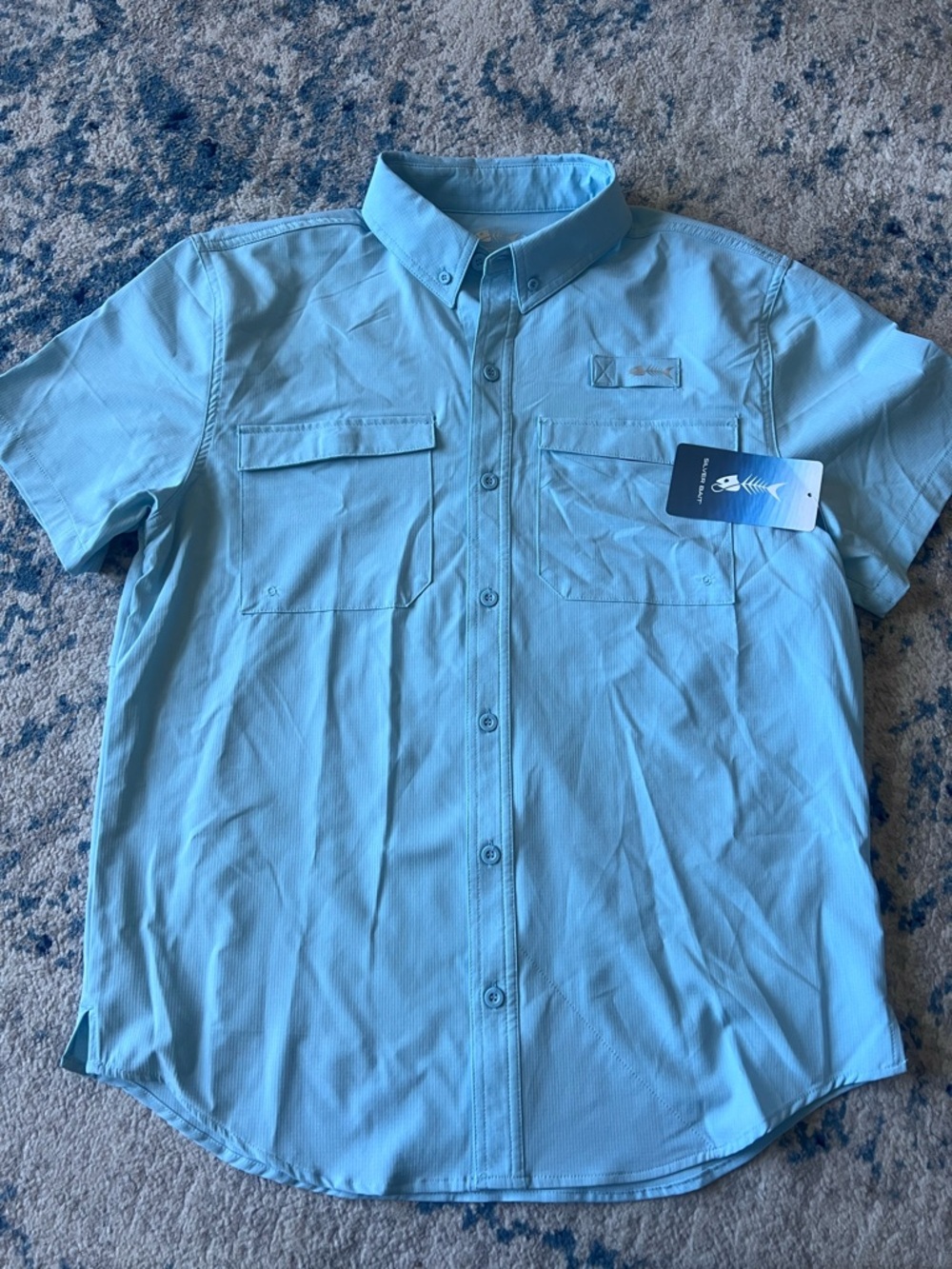 Light Blue Short-Sleeve Casual Button-Down Shirt